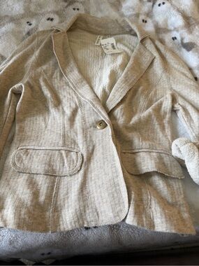 Robbi & Nikki by Robert Rodriguez Beige Knit Blazer